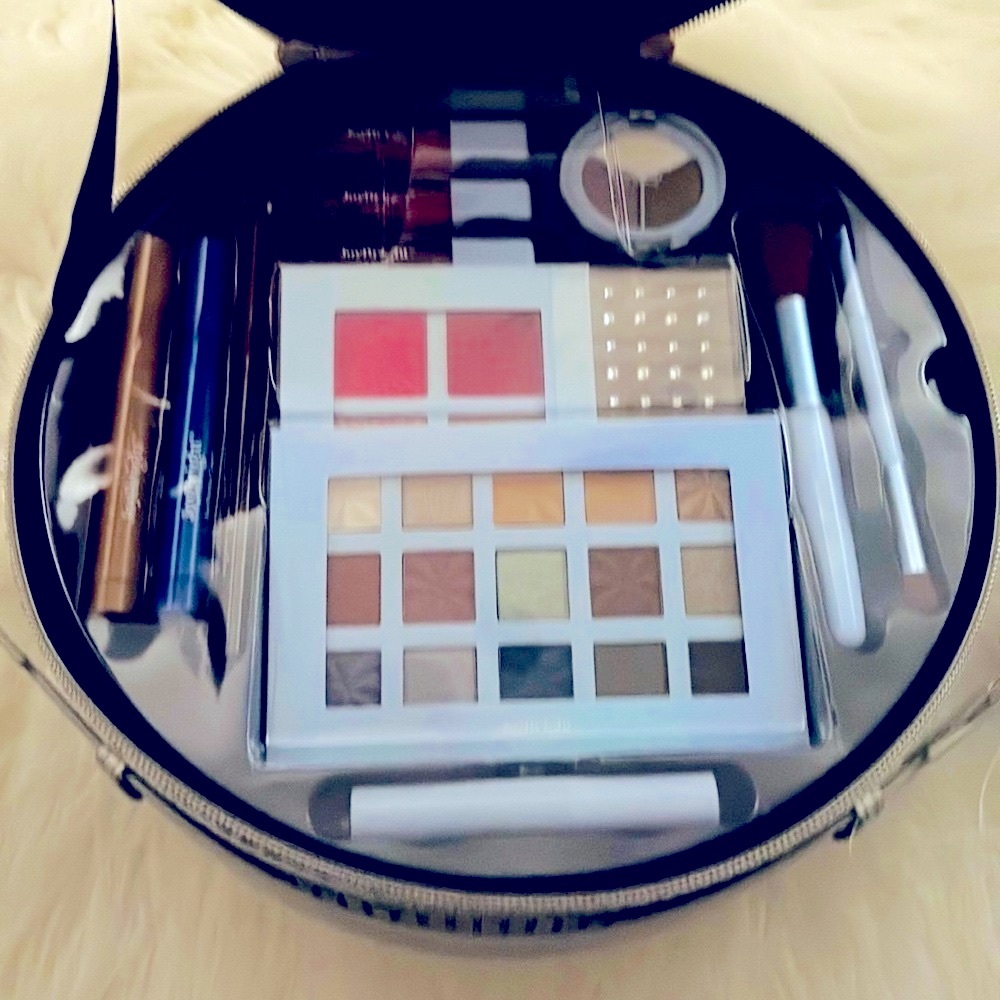 Women's Ulta 33 Piece Beauty Box Disco Dreams